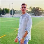 Laueando Magistrale offre lezioni e ripetzioni per bambini di classe elementare e media ( in tutte le materie) classi superiori (letteratura italiana storia geografia francese)